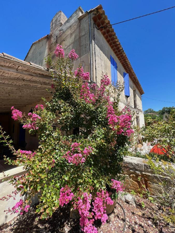 Le Clos De L'isle Apartment *